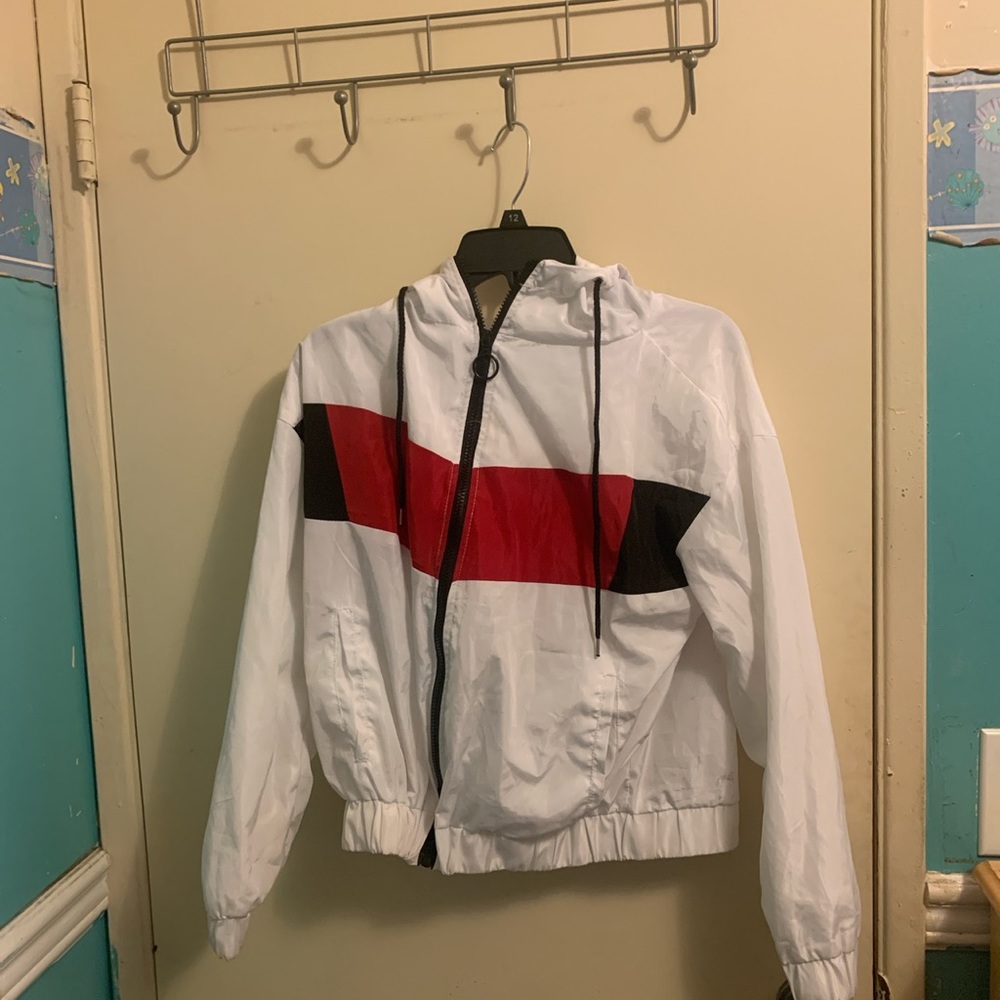 Outer edge windbreaker jacket !